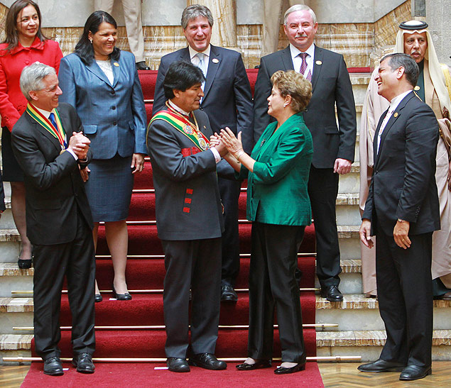 Evo Morales cumprimenta Dilma Rousseff na cerimnia da posse de seu terceiro mandato