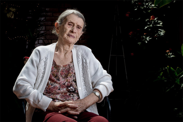 A polonesa Chana Flam no lar de idosos onde vive, em Belo Horizonte 