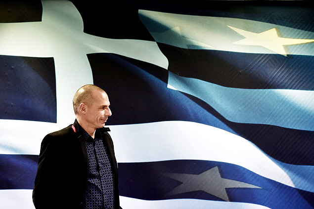 O novo ministro das Finanas da Grcia, Yanis Varoufakis, em cerimnia em Atenas