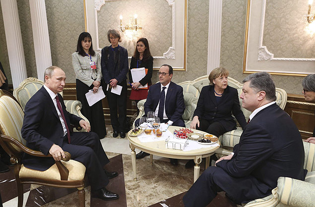 Lderes da Rssia, da Alemanha, da Frana e da Ucrnia debatem acordo de paz em Minsk