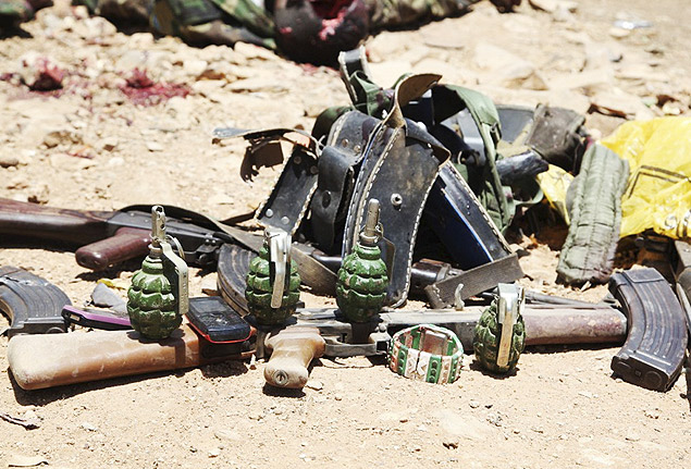 Munio usada por militantes suspeitos de ser do Al Shabaab  exposta em Baidoa, Somlia