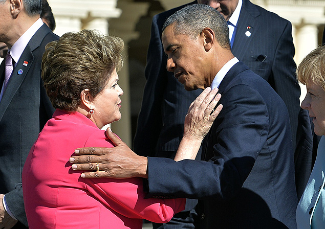Barack Obama e Dilma se cumprimentam durante cúpula do G20 na Rússia, em setembro de 2013