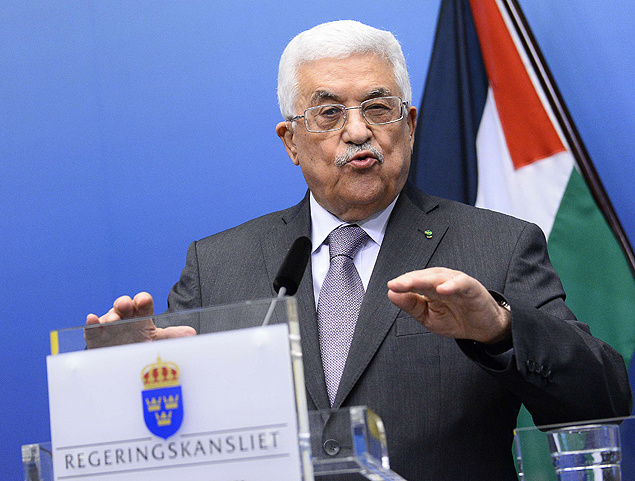 O presidente da Autoridade Palestina, Mahmoud Abbas, participa de conferência na Suécia