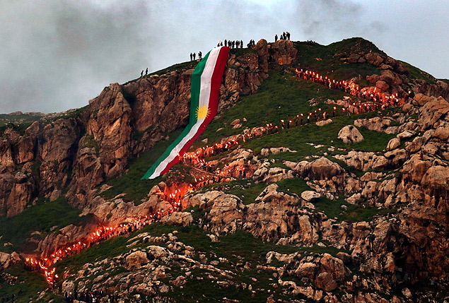 Curdos participam de celebrao do Nowruz (Ano-Novo) no Iraque