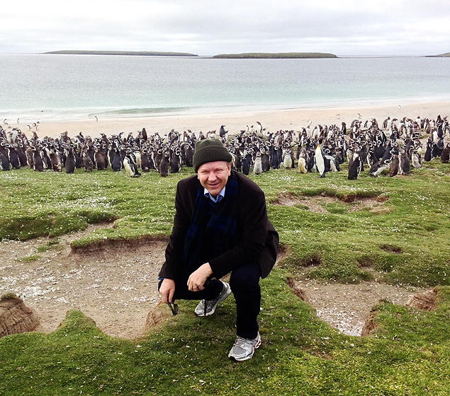 Deputado Celso Maldaner (PMDB-SC) com pinguins em visita s Malvinas a convite do Reino Unido