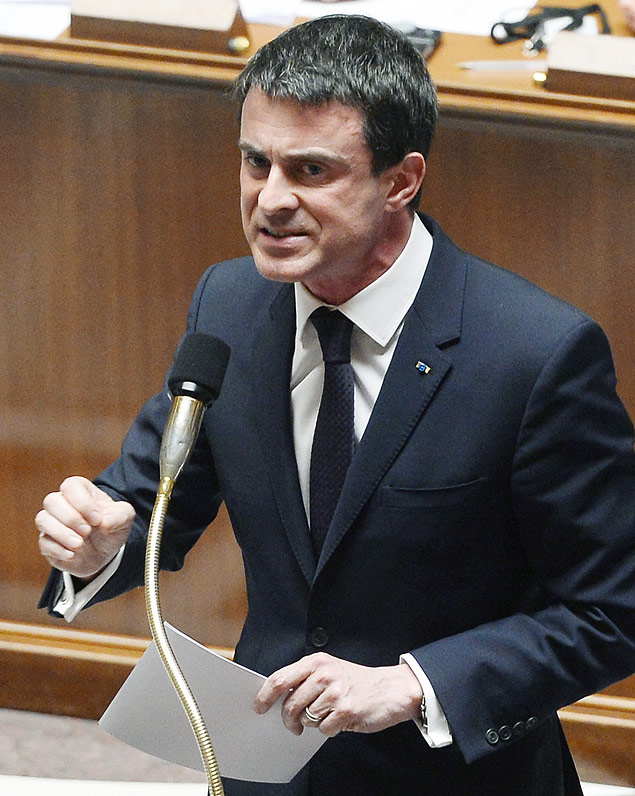 O primeiro-ministro da Frana, Manuel Valls, durante sesso de respostas a perguntas sobre o governo