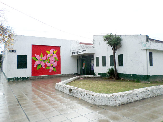 Escola onde ocorreu o abuso do menor G., na periferia de Buenos Aires, h cinco anos; local no abriu nesta tera (19)