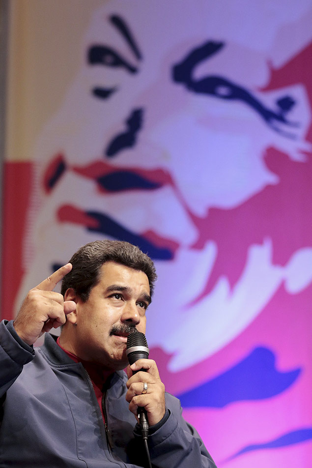 Nicols Maduro discursa durante encontro com membros do PSUV, nesta quarta (27), em Caracas