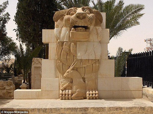 A esttua do Leo de al-Lat, que foi destruda pelo Estado Islmico em Palmira, na Sria