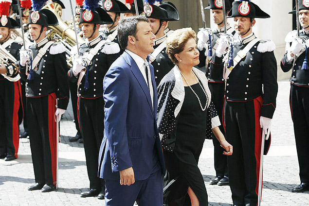 Dilma Rousseff se encontra com o premi italiano, Matteo Renzi, em Roma, antes de viajar a Milo
