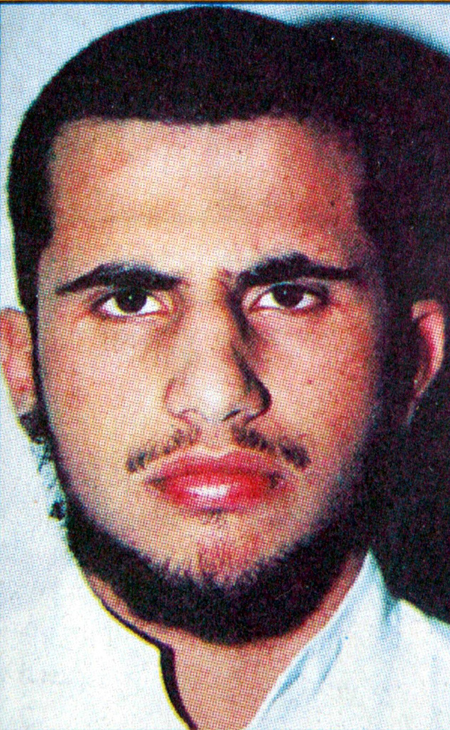 Muhsin al-Fadhli, lder da Al Qaeda, em imagem de jornal do Kuait feita em 2002 e divulgada nesta tera 
