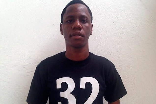 O ativista angolano Nito Alves, outro dos detidos pelo governo; em carta, escritores pedem libertação