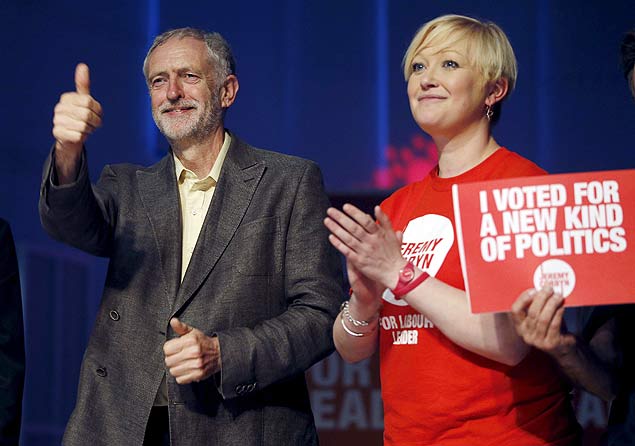 Jeremy Corbyn, candidato do Partido Trabalhista, faz comício em Londres