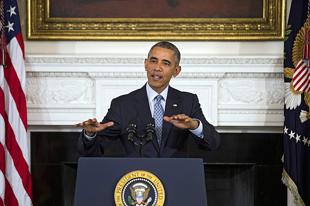 JL13. Washington (United States), 02/10/2015.- U.S. President Barack Obama speaks at a press conference about gun violence in the State Dining Room of the White House in Washington, DC, USA 02 October 2015. Earlier, Obama announced that Arne Duncan is stepping down as Secretary of Education. Duncan has served in the post for seven years; Obama has asked Education Department official John King Jr. to take Duncan's place. (Estados Unidos) EFE/EPA/JIM LO SCALZO ORG XMIT: JL13