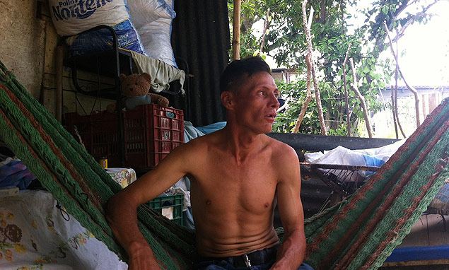 Hiplito Daz, cujo irmo, El Chele, foi morto em Honduras aps ser deportado dos EUA