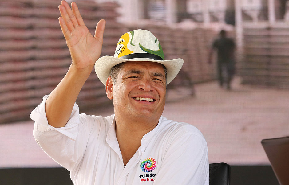 O presidente do Equador, Rafael Correa, durante cerimnia em Quito; em novo livro, ele ataca neoliberais 