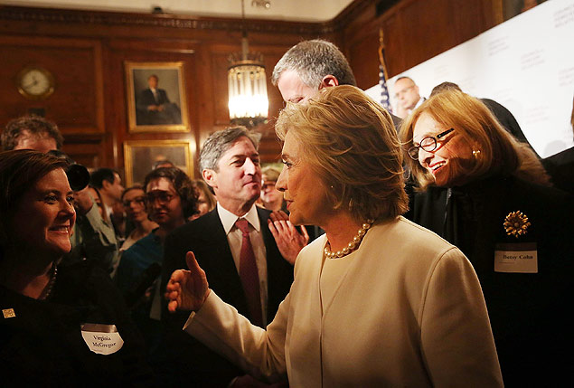 Hillary conversa com o pblico aps discurso sobre terrorismo no Council of Foreign Relations, em NY 