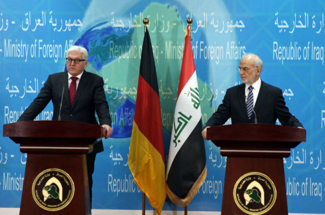 O chanceler do Iraque, Ibrahim al-Jaafari (dir.), com o colega alemo Frank-Walter Steinmeier, em Bagd