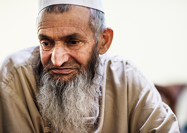Zainuddin, guardio do templo em Cabul, teve sua pena de morte reduzida para 20 anos de priso