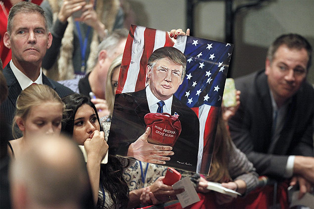 Eleitores de Donald Trump durante evento de campanha na Carolina do Sul 