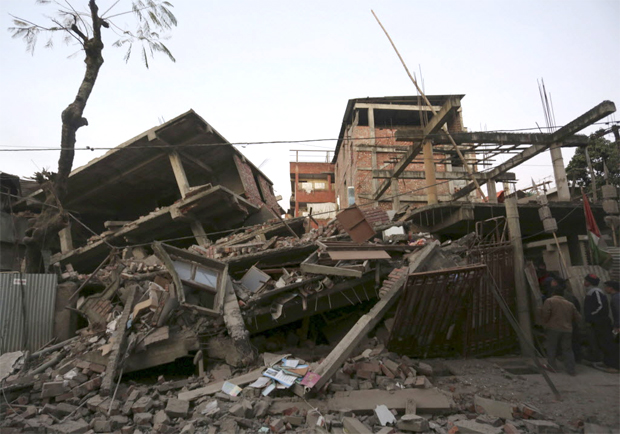 Terremoto de magnitude 6,7 deixa ao menos seis mortos e outros 43 feridos na regio da cidade de Imphal, no nordeste da ndia
