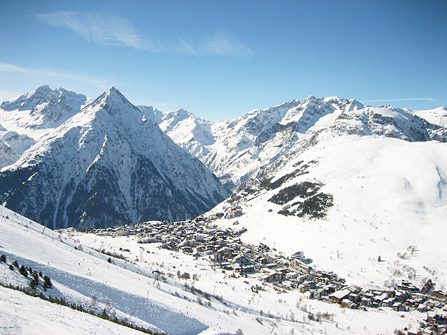 Resort de esqui francs de Deux Alpes 
