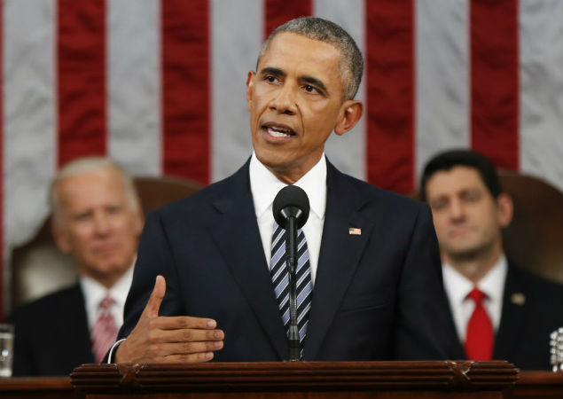 O presidente Barack Obama faz seu ltimo discurso do Estado da Unio, na noite de tera (12); atrs dele, o vice Joe Biden e o presidente da Cmara dos EUA, Paul Ryan