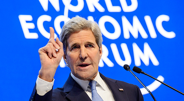 O secretrio de Estado dos EUA, John Kerry, participa no Frum Econmico Mundial, em Davos
