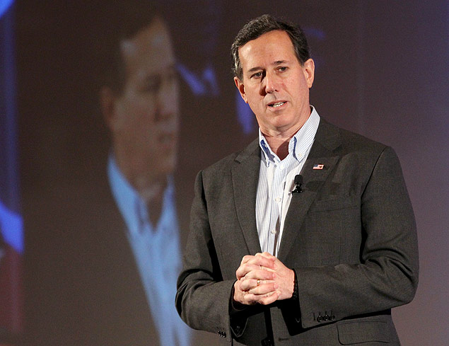 Pr-candidato republicano Rick Santorum durante evento de campanha em Nashua, New Hampshire