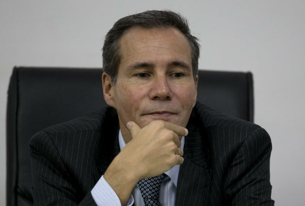 O promotor Alberto Nisman, em 2013; perícia aponta que ele foi assassinado por duas pessoas em 2015
