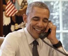 Presidente Obama ao telefone com comediante cubano Reprodução/Facebook - AFP