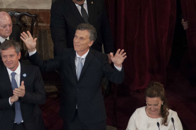 Mauricio Macri e a vice-presidente, Marta Gabriela Michetti, na cerimnia de posse no Congresso, dia 10 de dezembro de 2015