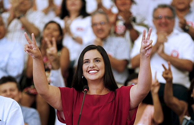 A candidata esquerdista Vernika Mendoza ganha espao nas ltimas semanas e  a segunda colocada