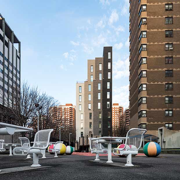 Carmel Place, empreendimento imobilirio com microapartamentos no East Village, em Nova York (EUA)