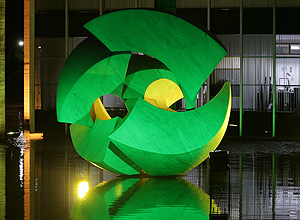 A Brazilian Government Document Shows Failure and Criticizes Foreign Policy