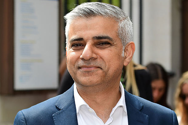 Descendente de paquistaneses, o trabalhista Sadiq Khan foi eleito prefeito de Londres em 7 de maio