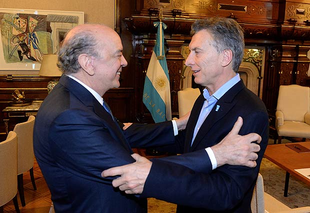 Ministro das Relaes Exteriores do Brasil, Jos Serra (esq.),  recebido pelo presidente Mauricio Macri
