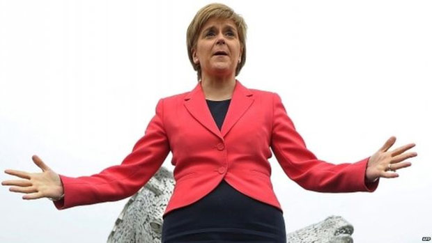 A lder escocesa Nichola Sturgeon, que ir pedir um novo referendo de independncia da Esccia