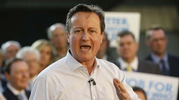 David Cameron, o primeiro-ministro que perdeu tudo ao apostar contra os eurocticos - Premi teve de fazer concesses para manter a Esccia no Reino Unido
