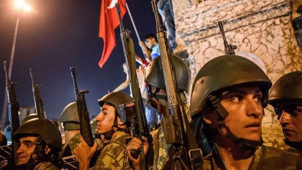 Recep Tayyip Erdogan: quem  o presidente de pulso firme que divide a Turquia. A Turquia tem um histrico de intervenes militares no pas 