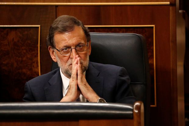 Spain's acting Prime Minister and People's Party leader Mariano Rajoy attends an investiture debate at parliament in Madrid, Spain August 31, 2016. REUTERS/Juan Medina TPX IMAGES OF THE DAY ORG XMIT: JMG01