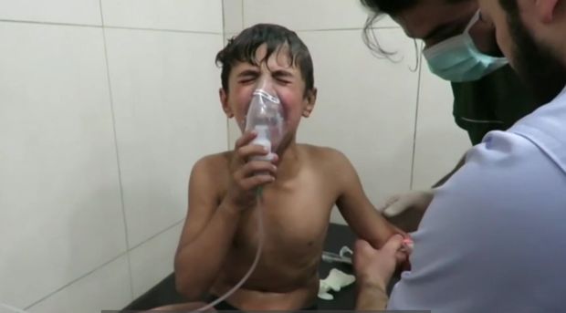 Ativistas na Sria acusam o governo de ter usado bombas de gs cloro em um ataque  cidade de Alepo
