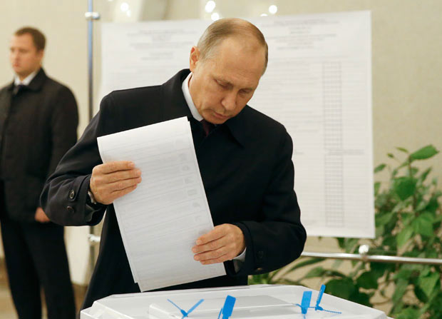 Presidente russo, Vladimir Putin, vota nas eleies parlamentares do pas