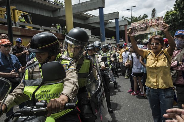 Protesto contra o preo de alimentos em Caracas, na Venezuela