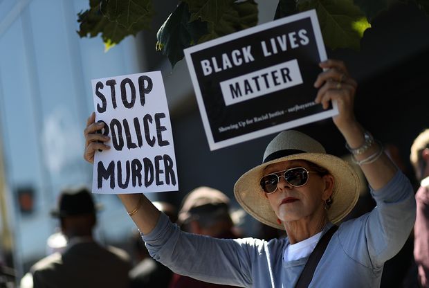 Protesto contra violncia policial a negros em San Francisco, na Califrnia
