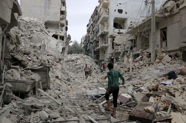 Bombardeios destruram prdios de Aleppo e deixaram dezenas de mortos