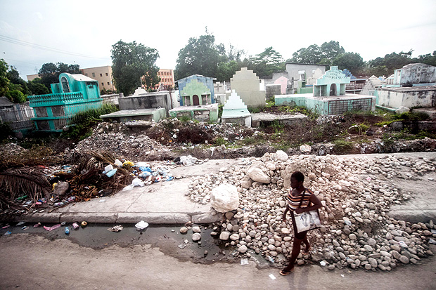 PORTO PRINCIPE - HAITI - 09.10.2016 - Vista da cidade de Porto Principe, no bairro de Petionville no Haiti. (Foto: Danilo Verpa/Folhapress, MUNDO)