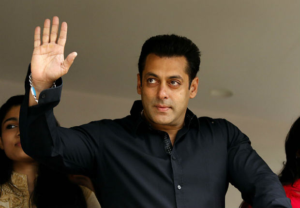(FILES) - A file picture taken on July 18, 2015 shows Indian Bollywood actor Salman Khan waving to fans at his residence in Mumbai. Khan urged India's top court on July 26 to spare the life of a convicted bomb plotter due to be hanged this week, declaring him innocent and sparking a political furore.