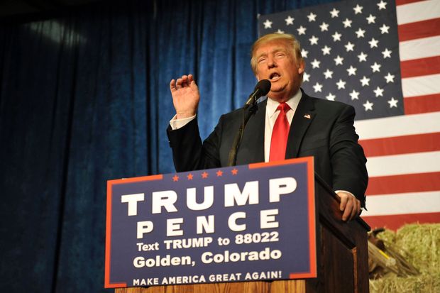 Donald Trump durante comício em Golden, no Estado do Colorado