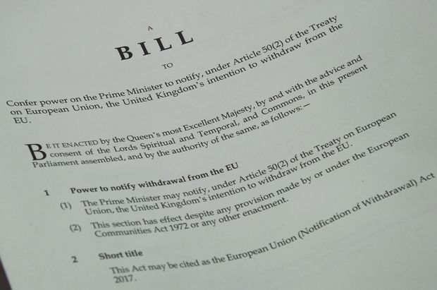 Cpia do texto do projeto de lei apresentado nesta quinta (26) para a sada britnica da UE, o 'brexit'